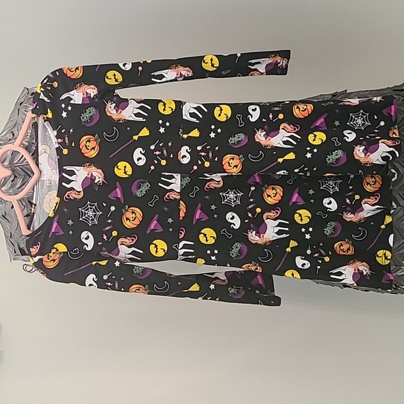 Halloween dress - Picture 1 of 2